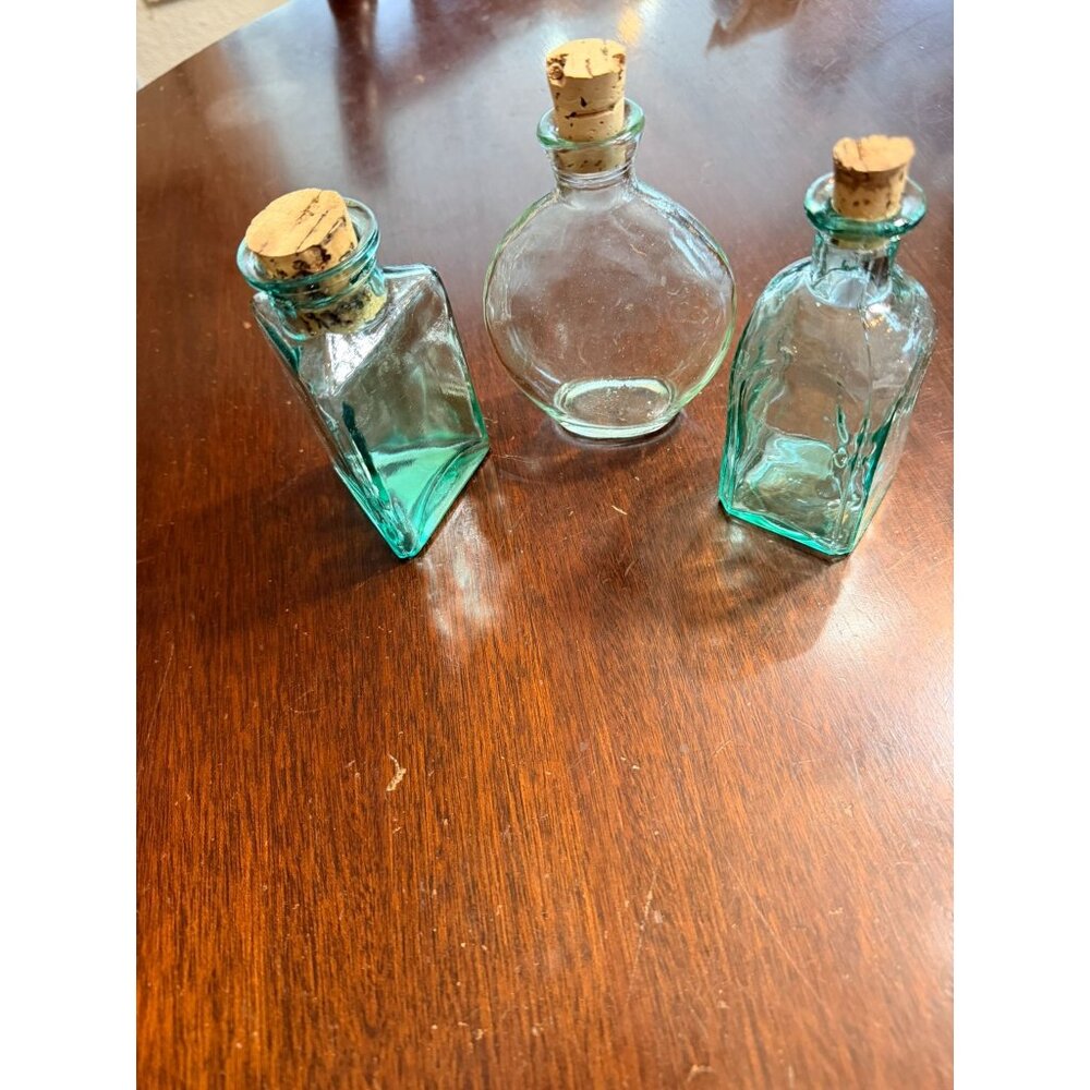 Set Of 3 Clear & Green Glass Bottles With Cork Stoppers Decorative Jars For Craf